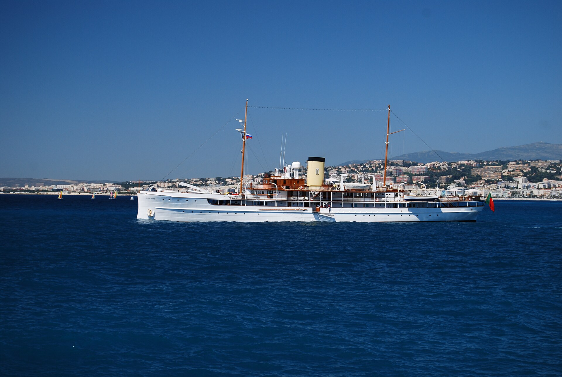 Delphine