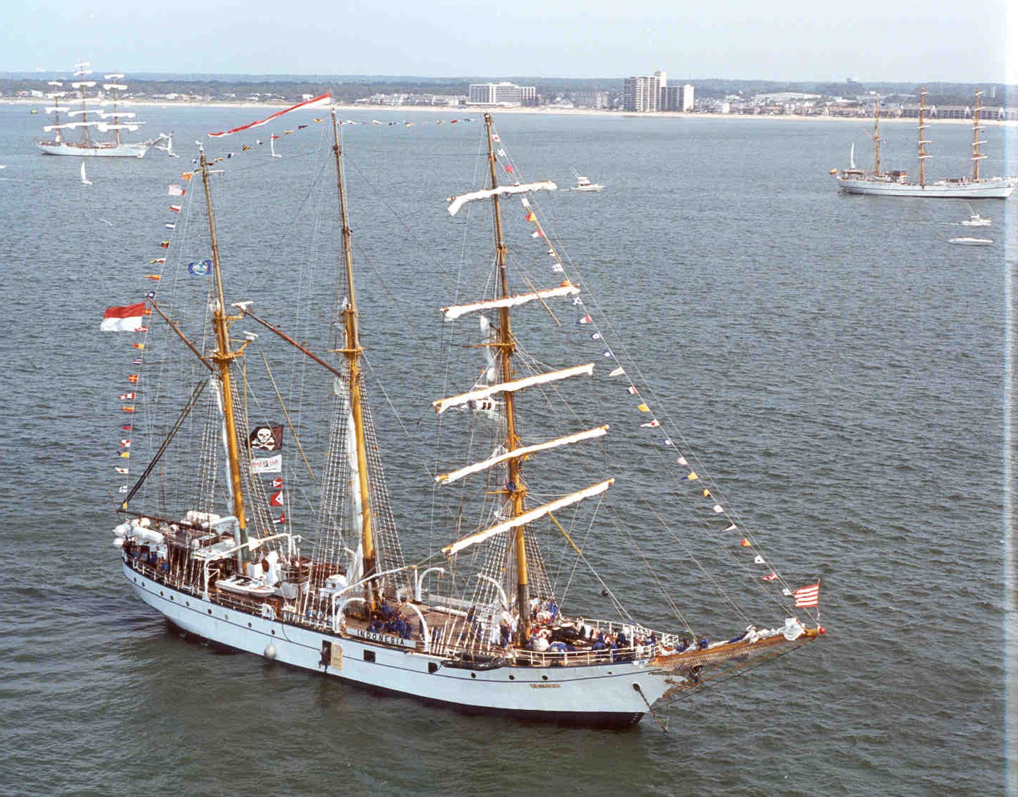 KRI Dewaruci