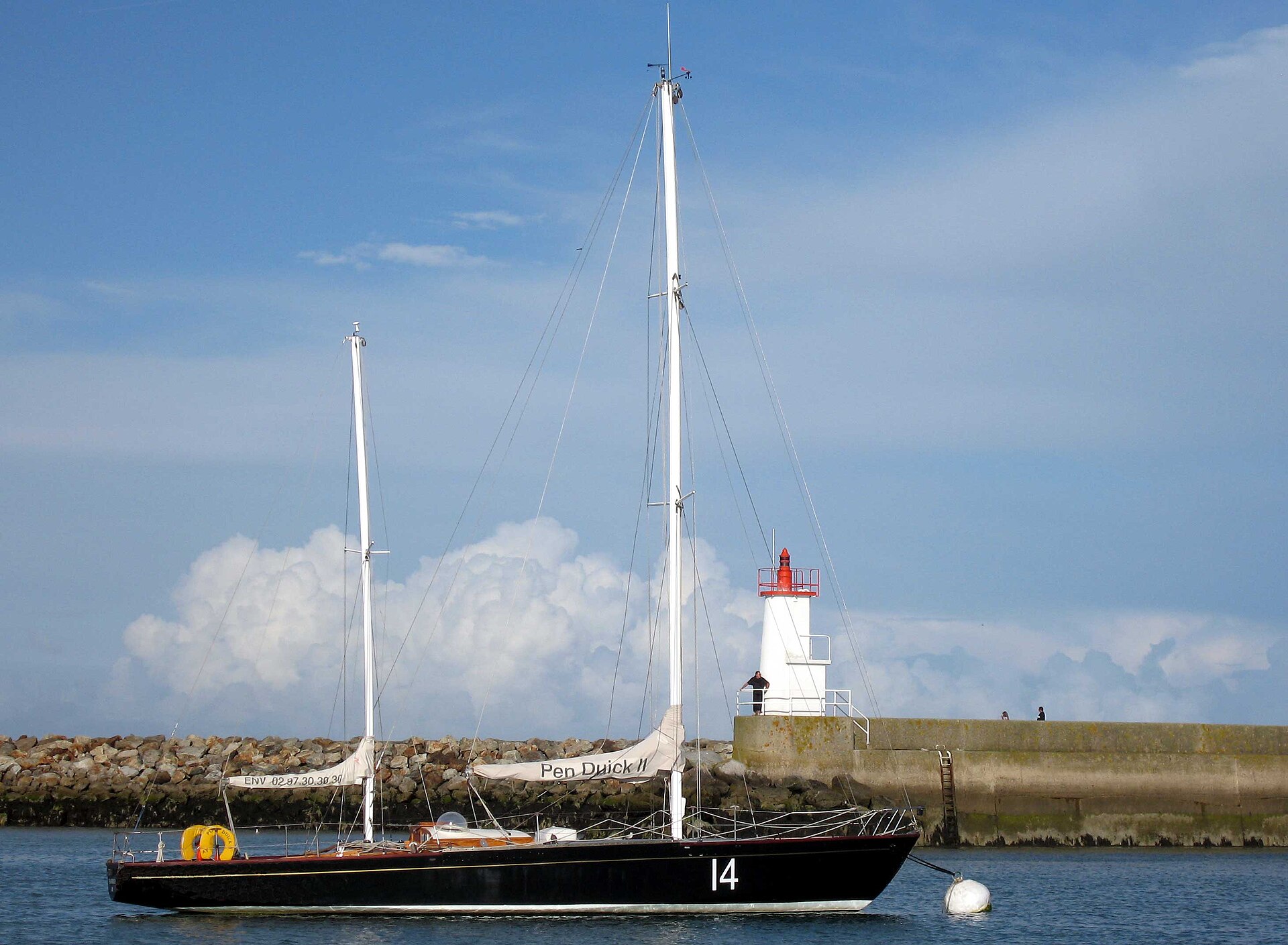 Pen Duick II