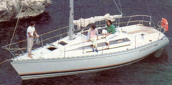 Beneteau First 305