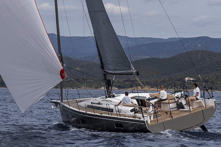 Beneteau First 44