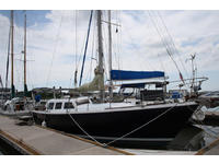 Cal 35 Cruise Ketch