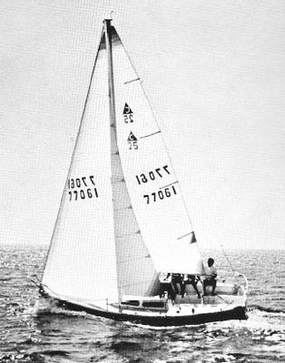 Catalina Capri 25
