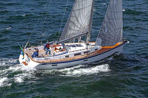 Hallberg-Rassy 412