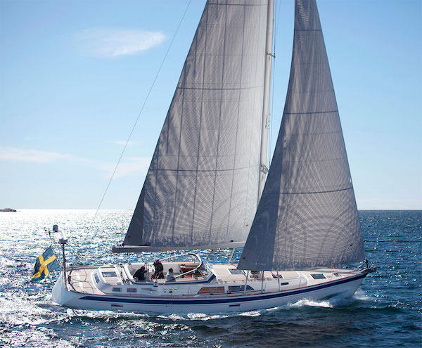 Hallberg-Rassy 55