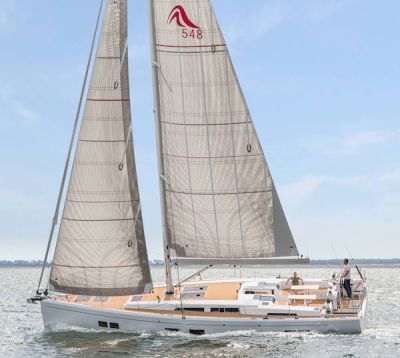 Hanse 548