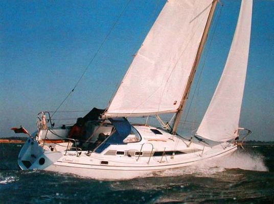 Hunter Channel 32/323