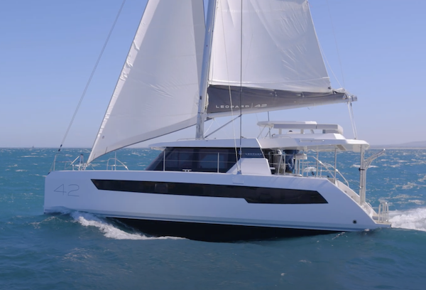 Leopard 42 / Moorings 4200