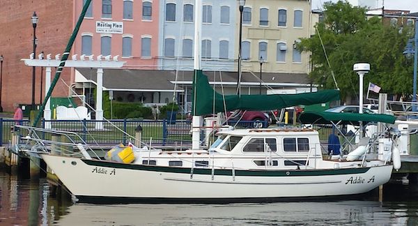 Pacific Seacraft Pilothouse 32