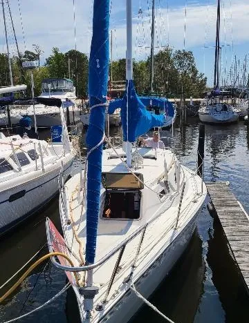 Triton 27 Pearson 27